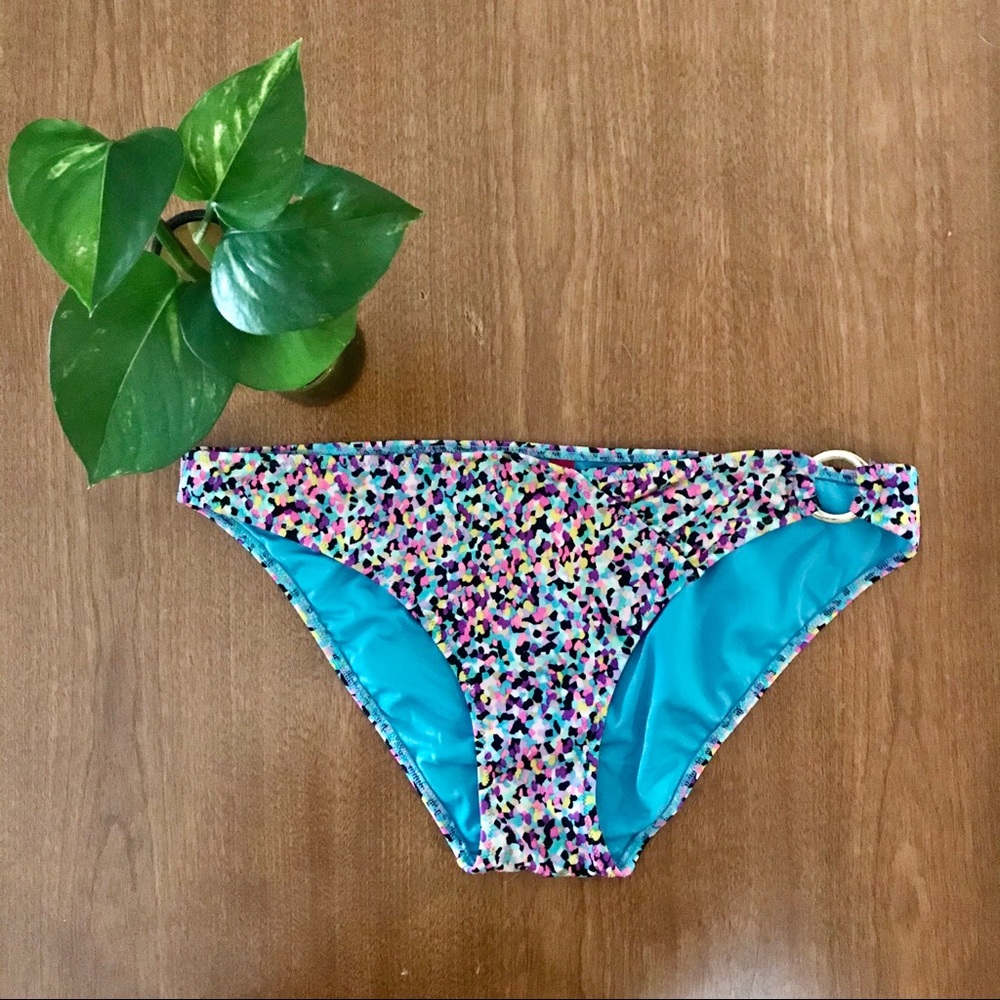 VS Bikini Bottom